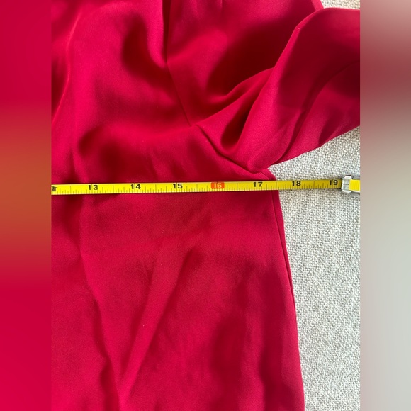 NWT Mine Red Burgundy Long Sleeve Laced Back Top Blouse. Size Medium - Picture 8 of 10